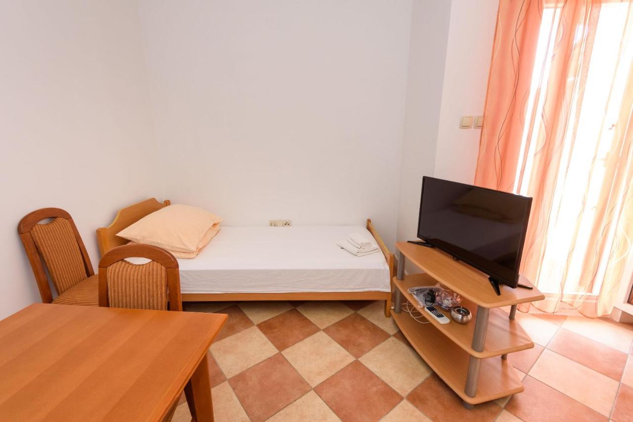 Apartments Zdravko Klek Zewnętrze zdjęcie